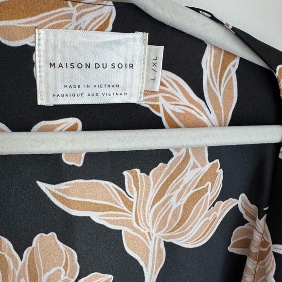 Maison Du Soir Serene Floral Black Gold Kimono Robe L/XL - Picture 2 of 3